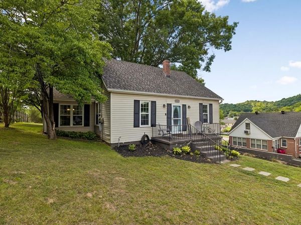 313 Cullum St, Carthage, TN 37030