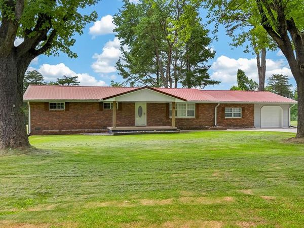74 Farmer Road, Crossville, TN 38571