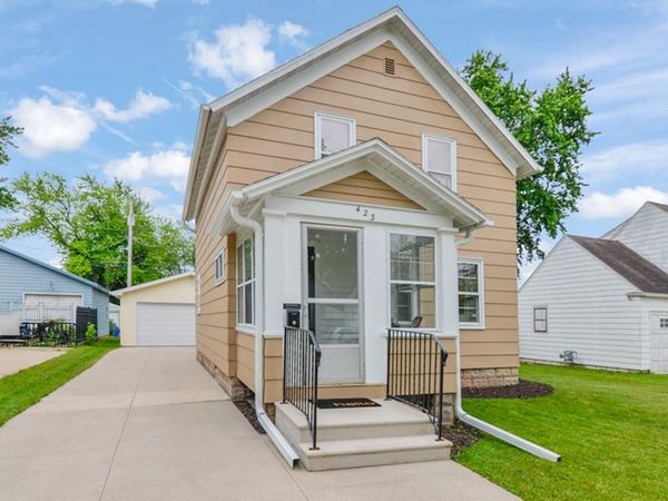 423 W 7TH STREET, Kaukauna, WI 54130