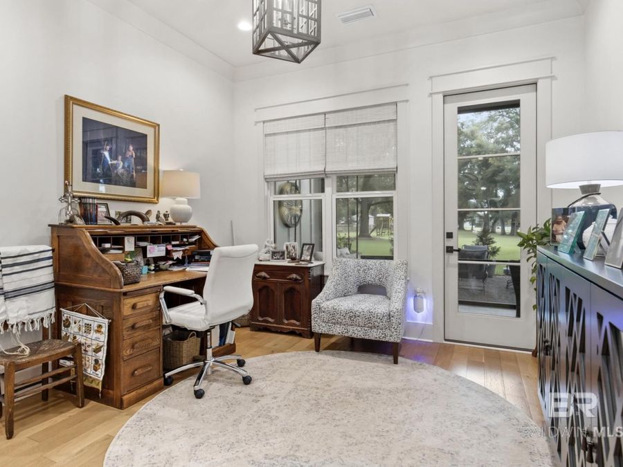 Property Image 32