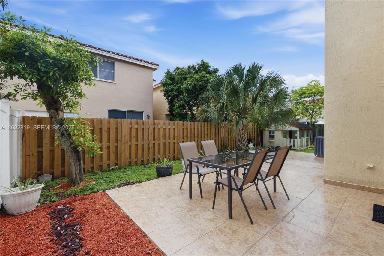 16928 SW 35th St, Miramar, FL 33027 Photo