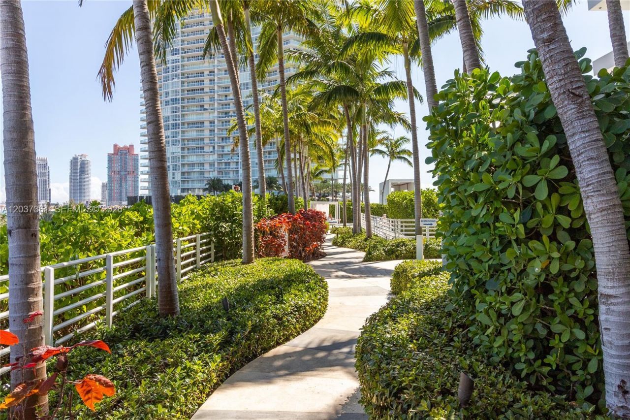 520 West Ave , Unit 2004, Miami Beach, FL 33139 Photo