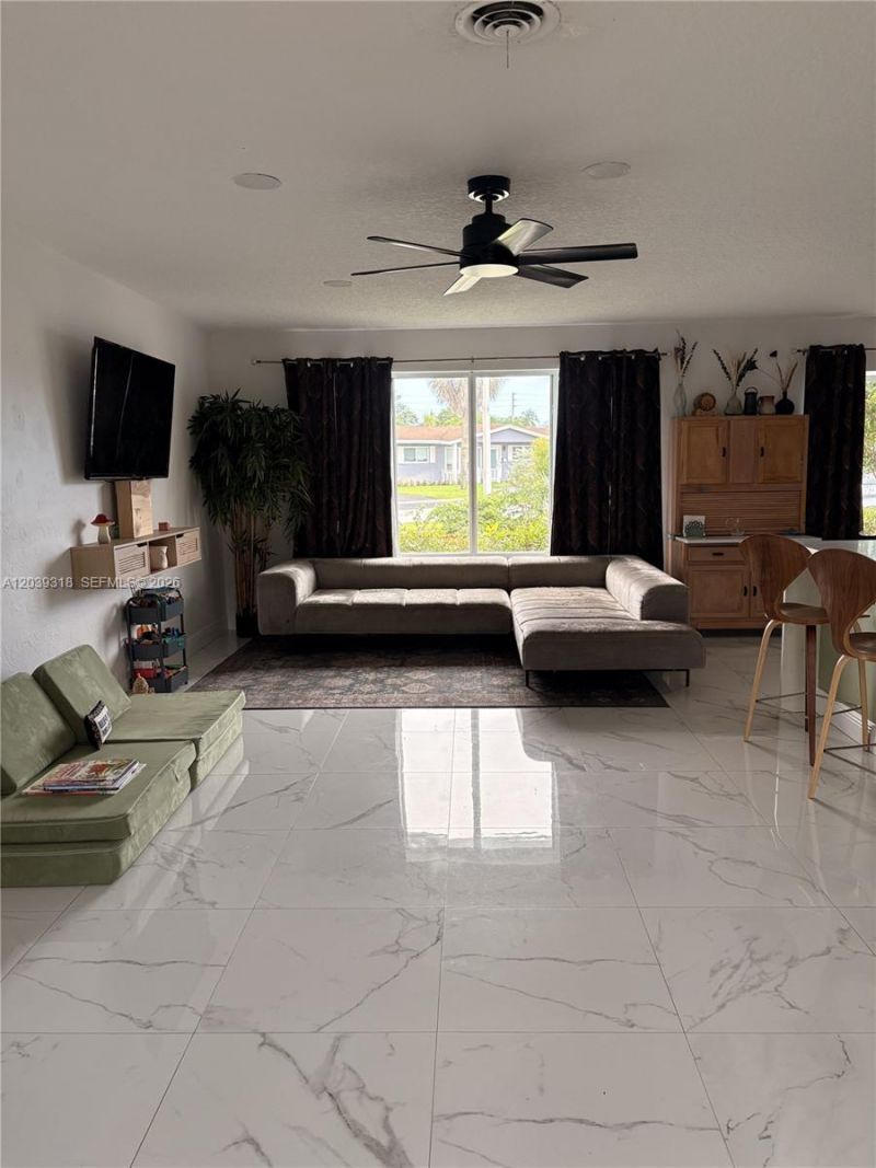 4401 NW 8th St, Coconut Creek, FL 33066 Photo