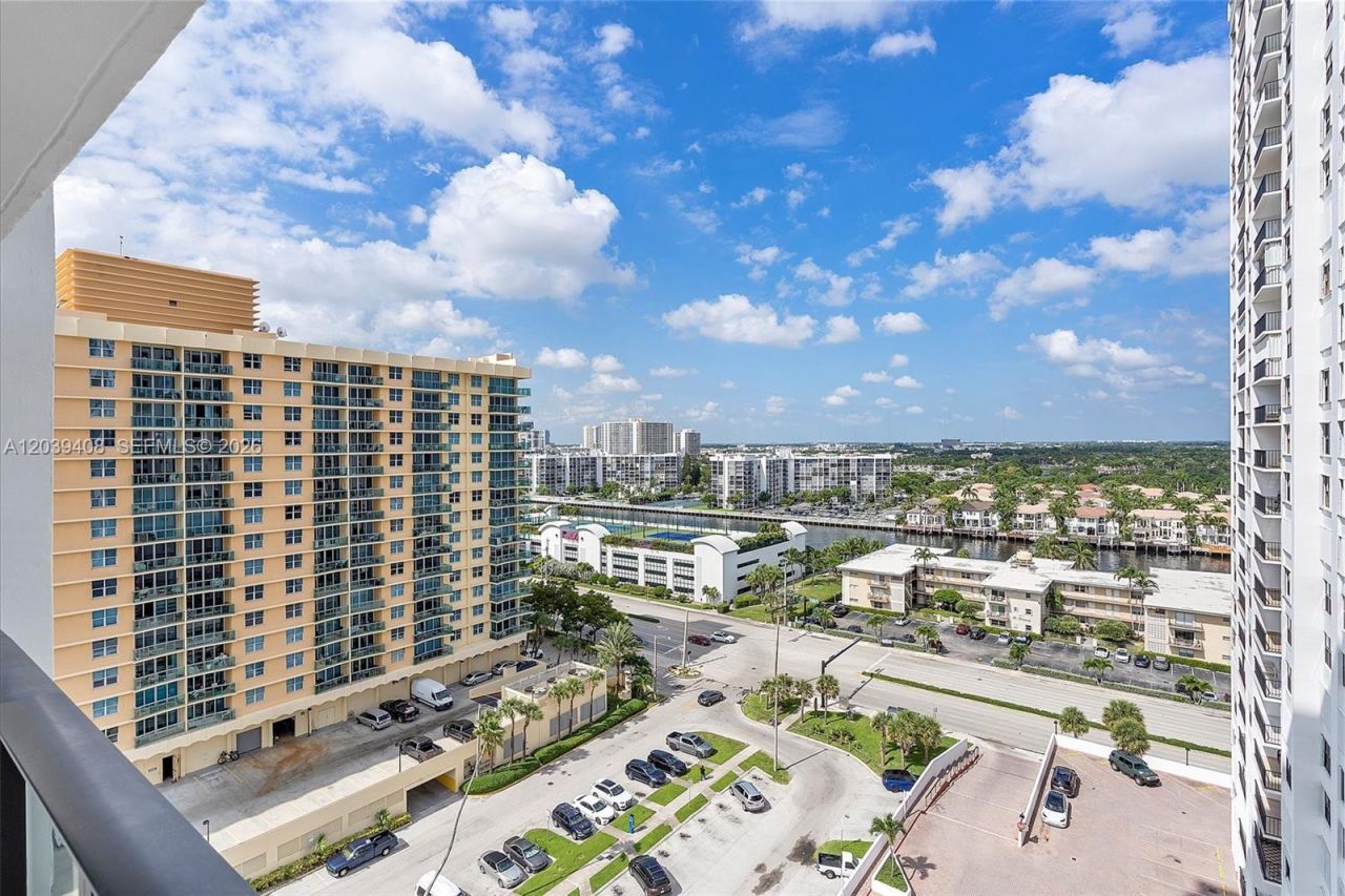 2301 S Ocean Dr , Unit 1406, Hollywood, FL 33019 Photo