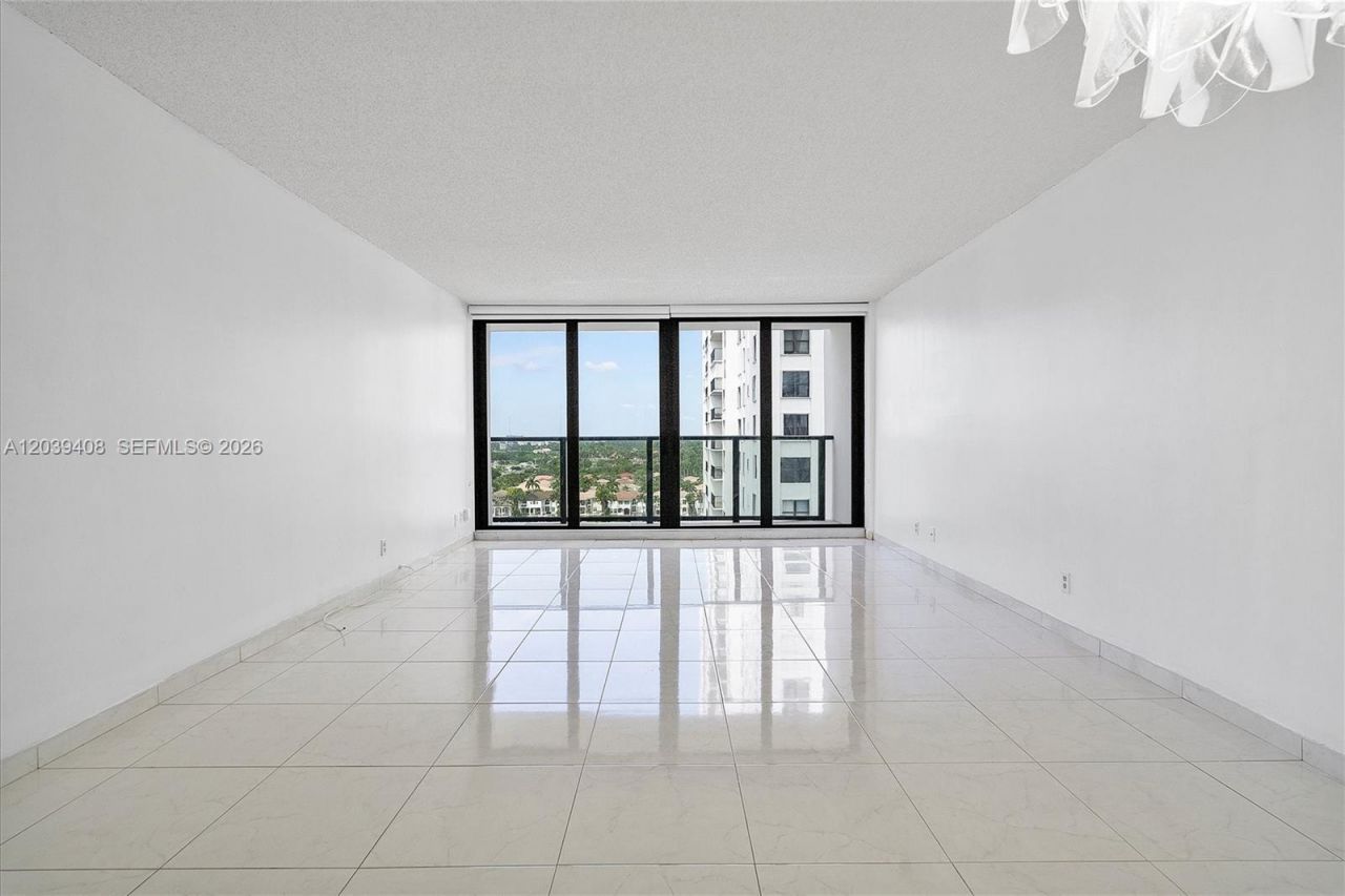 2301 S Ocean Dr , Unit 1406, Hollywood, FL 33019 Photo