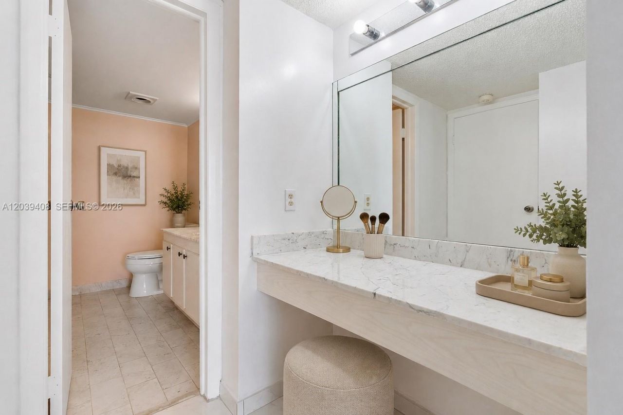 2301 S Ocean Dr , Unit 1406, Hollywood, FL 33019 Photo