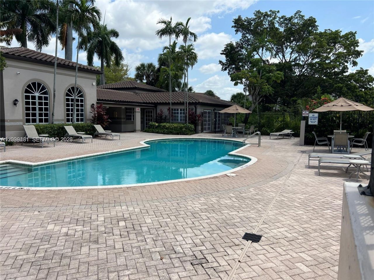 9856 Nob Hill Ln , Unit 9856, Sunrise, FL 33351 Photo