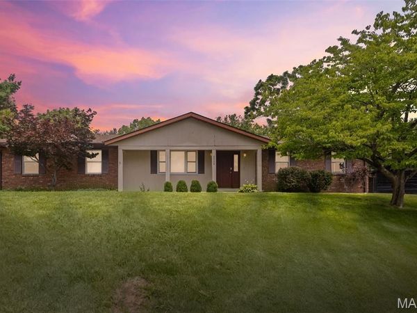 2002 Lemontree Lane, Collinsville, IL 62234