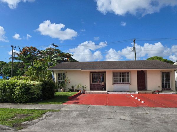 11302 SW 7th Street, Miami, FL 33174