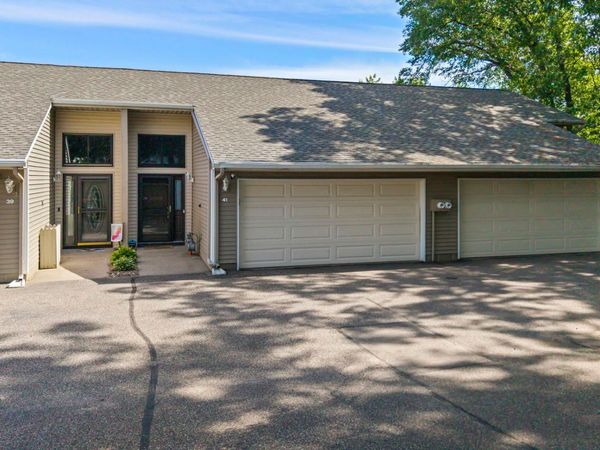 41 Round Lake Trail, Little Canada, MN 55117