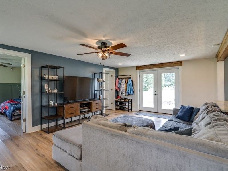 13042 Portage Street, Doylestown, OH 44230 Photo 5