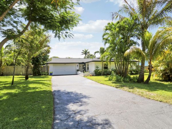 19928 Jasmine Drive, Jupiter, FL 33469