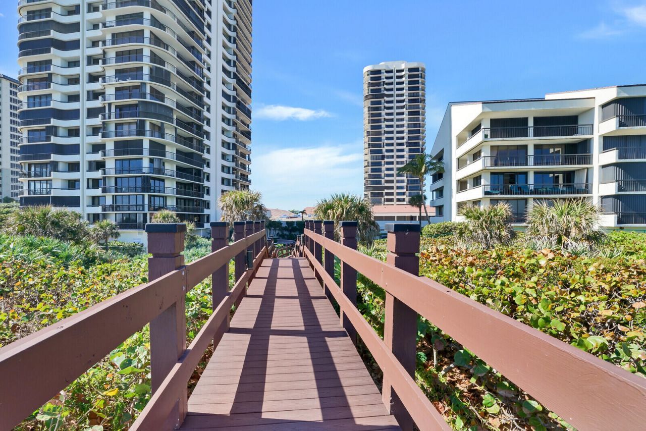 4000 N Ocean Drive, Unit 703, Singer Island, FL 33404 Photo