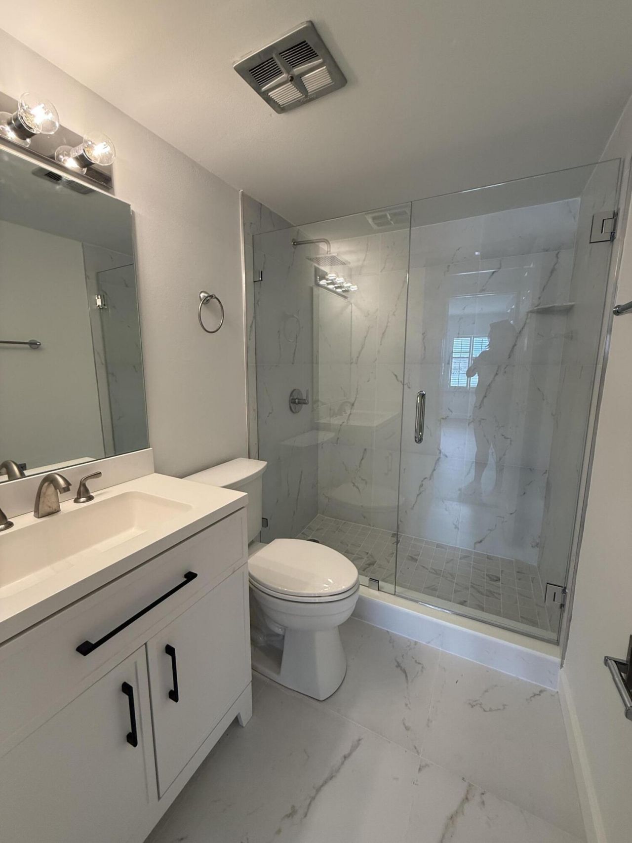 412 Northlake Court, Unit Apt 5, North Palm Beach, FL 33408 Photo