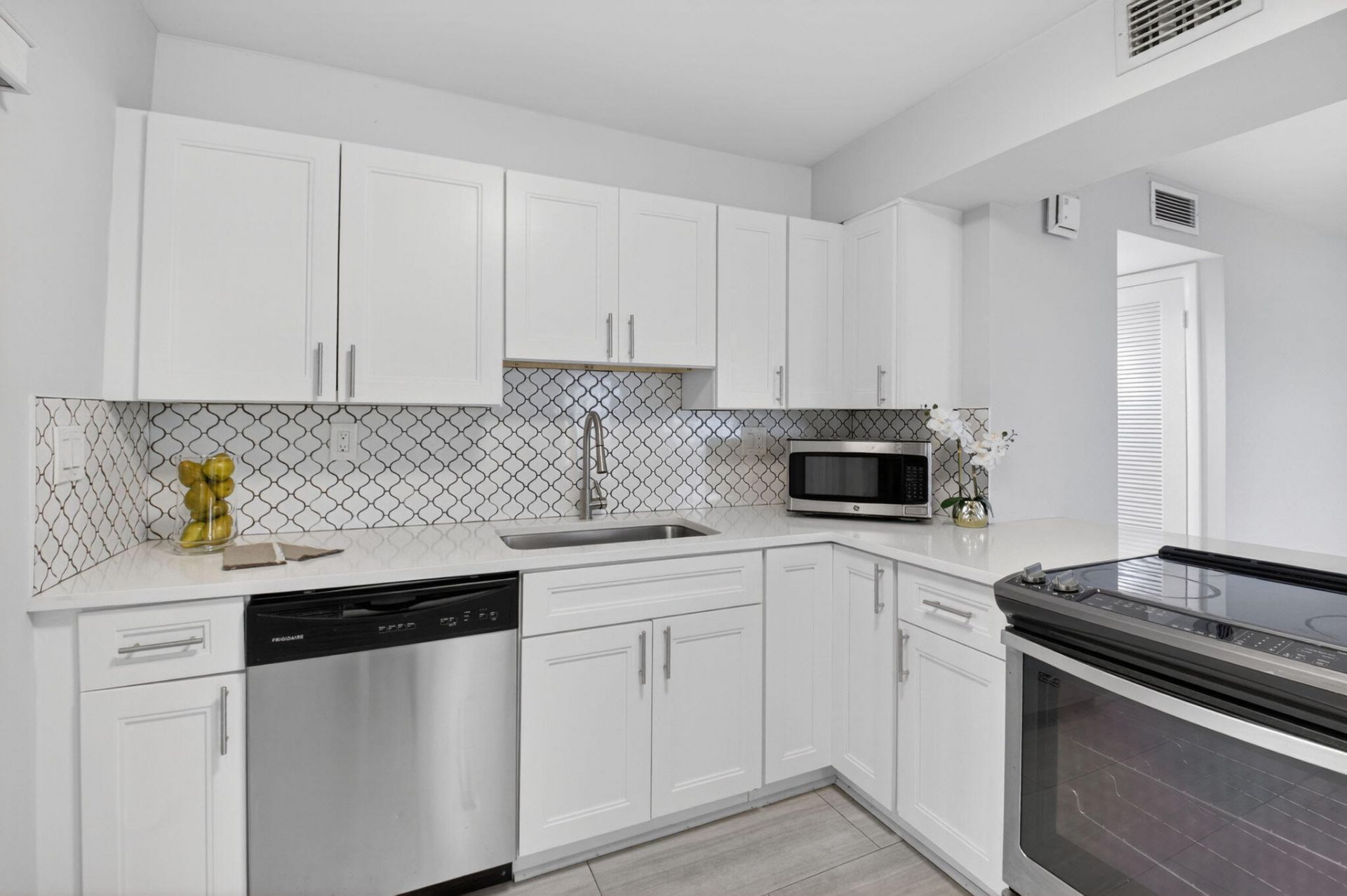 450 Piedmont J, Delray Beach, FL 33484 Photo
