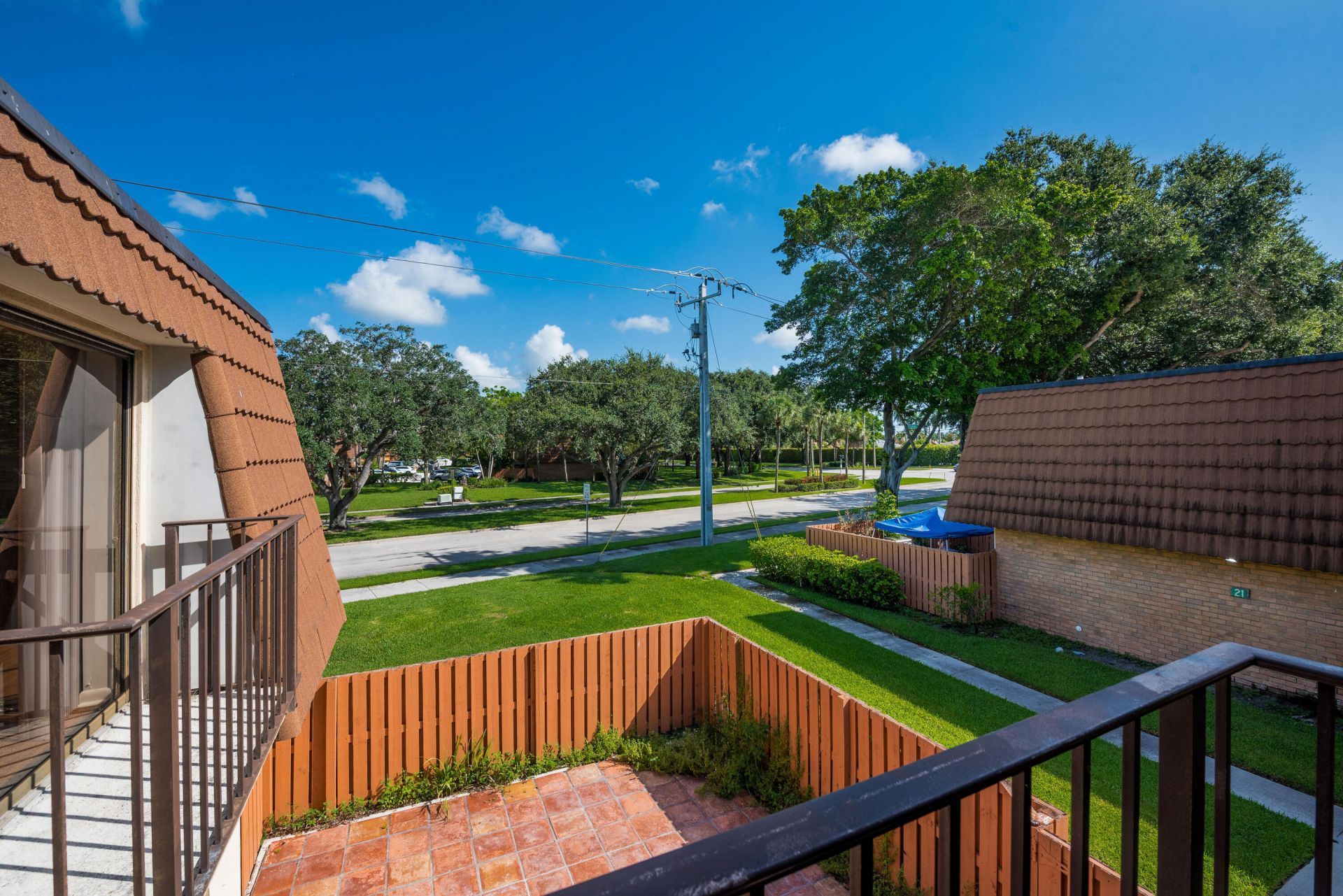 185 Charter Way, West Palm Beach, FL 33407 Photo