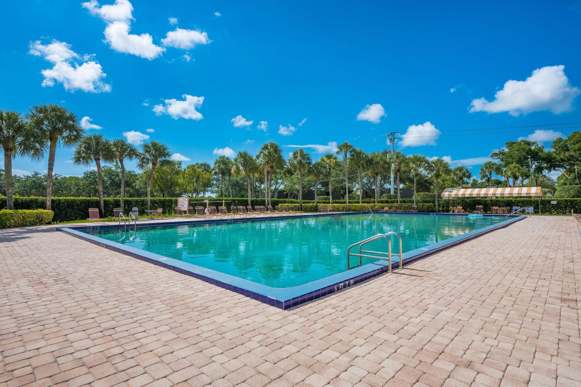 185 Charter Way, West Palm Beach, FL 33407 Photo