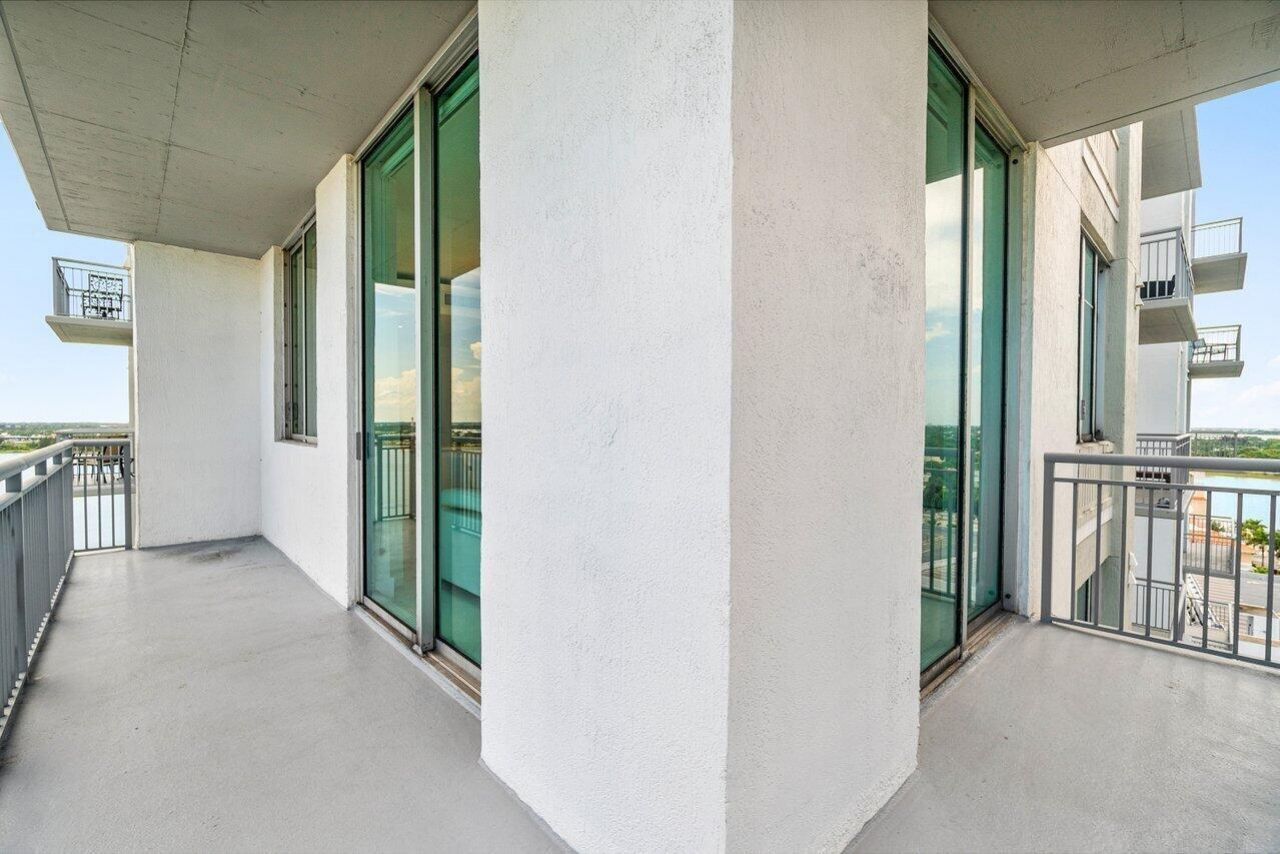 300 S Australian Avenue, Unit 1418, West Palm Beach, FL 33401 Photo