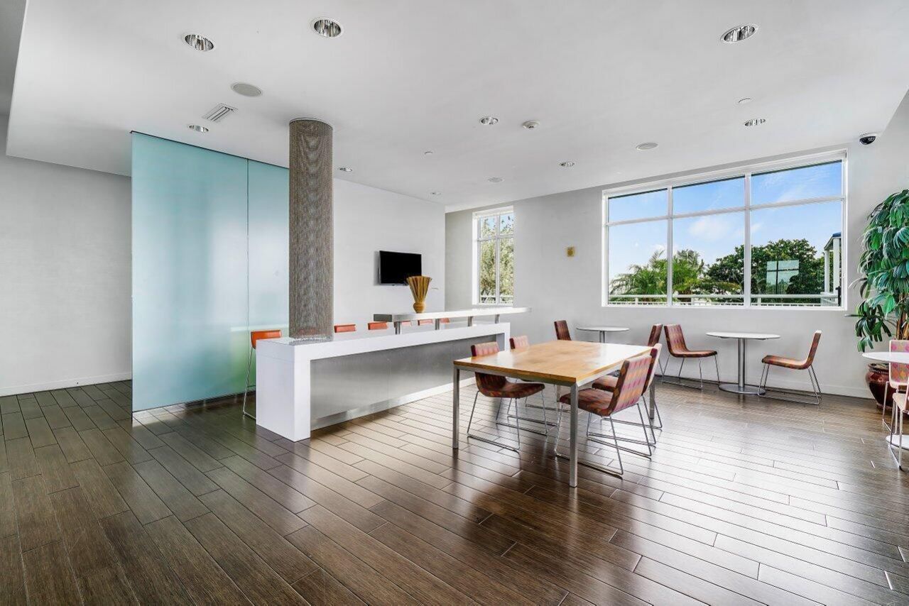 300 S Australian Avenue, Unit 1418, West Palm Beach, FL 33401 Photo
