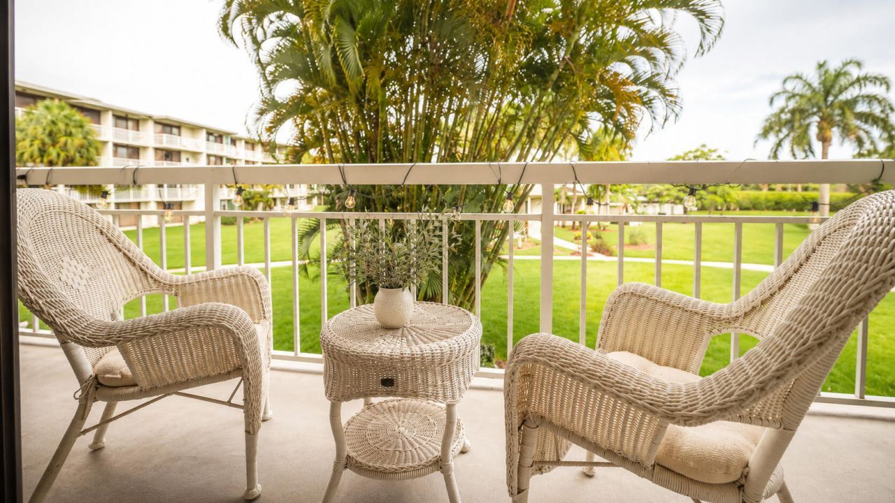 2621 Village Boulevard, Unit 204, West Palm Beach, FL 33409 Photo
