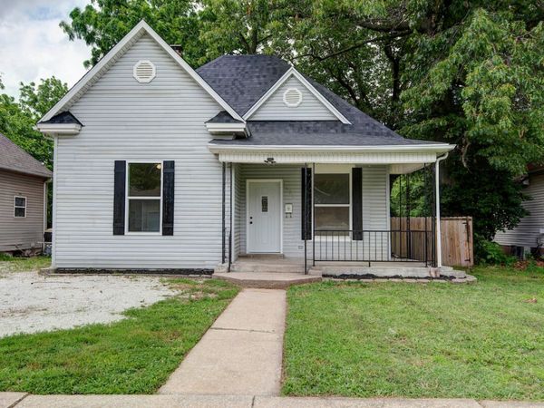 1121 W Florida Street, Springfield, MO 65803