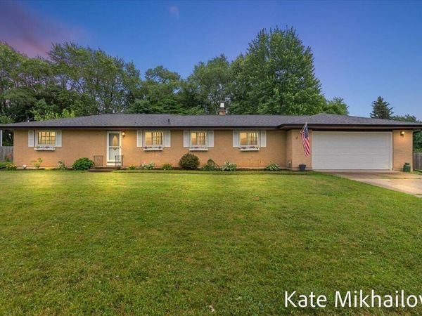 1249 Chalmers Drive, Battle Creek, MI 49015