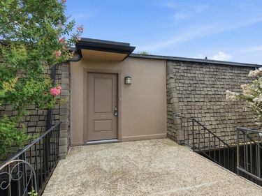 4112 Bowser Avenue, Unit 205, Dallas, TX 75219