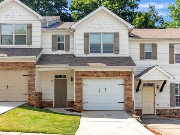 4119 Stone Trace Drive , Atlanta, GA 30344