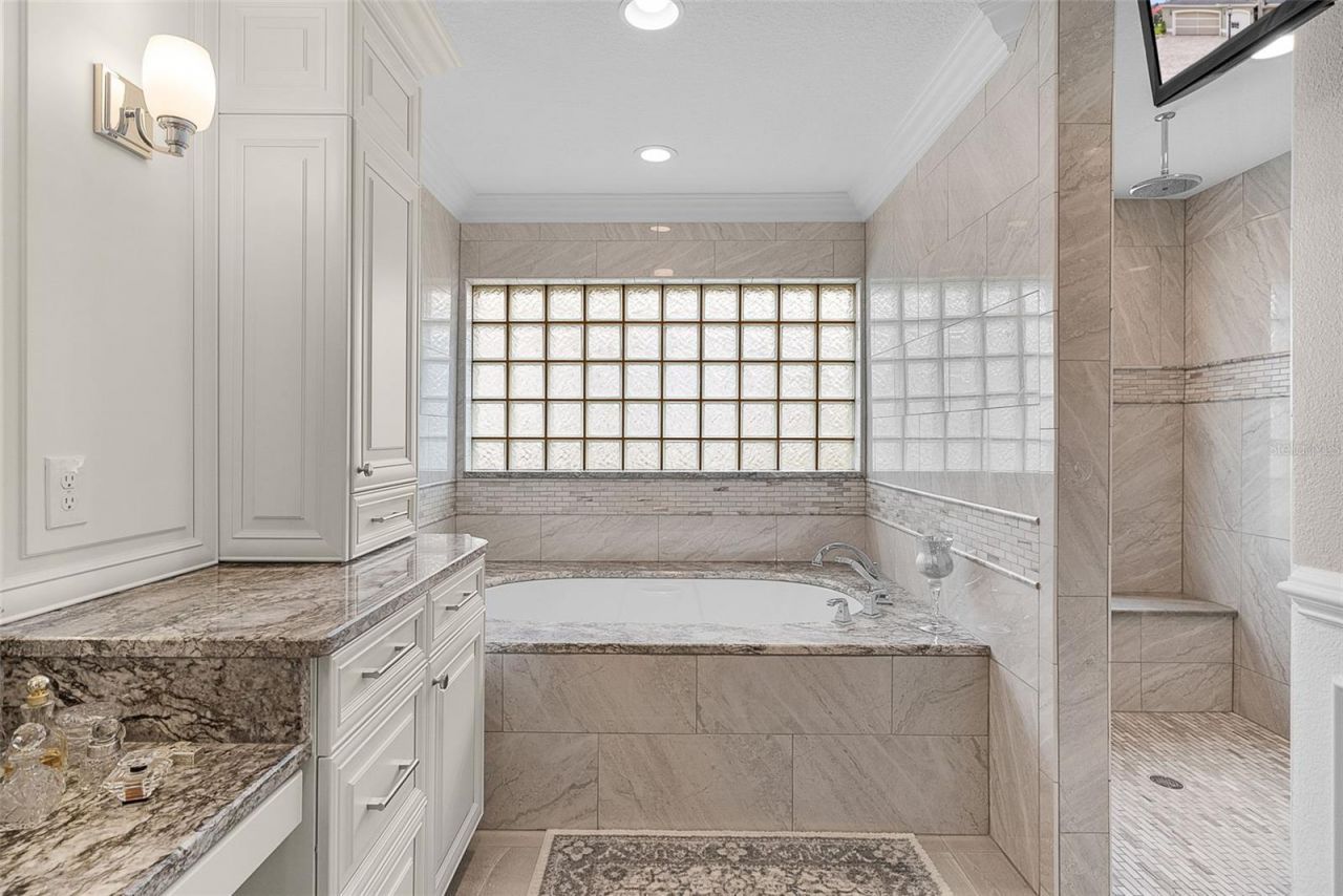 3560 Worth Circle, The Villages, FL 32162 Photo