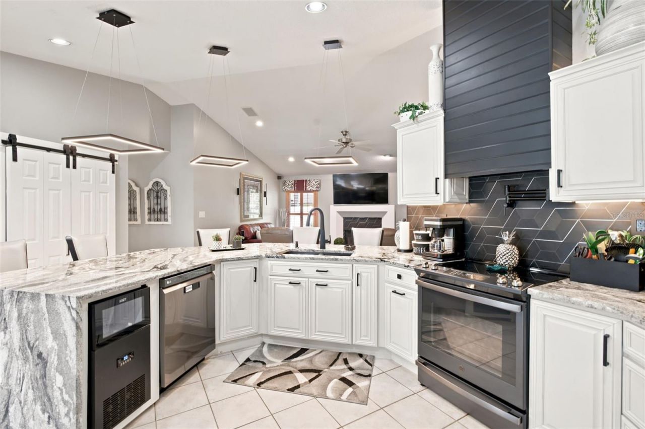 361 Lake Lenelle Drive, Chuluota, FL 32766 Photo