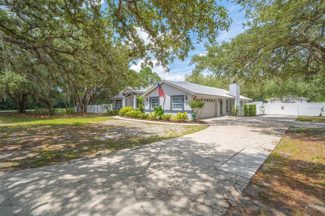 361 Lake Lenelle Drive, Chuluota, FL 32766 Photo