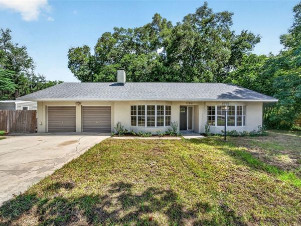 17901 PALM STREET , UMATILLA, FL 32784