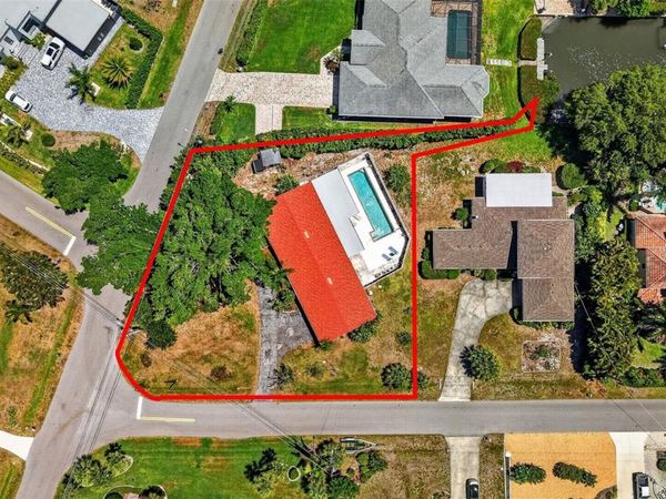 6100 HOLLYWOOD BOULEVARD , SARASOTA, FL 34231