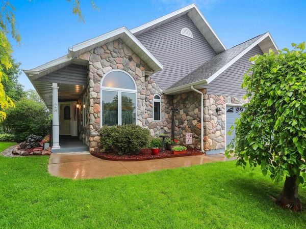 74 SHORE DRIVE, Clintonville, WI 54929