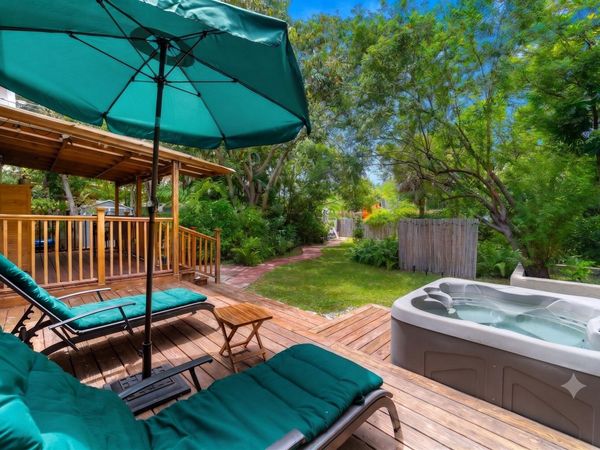 1535 Dewey Street, Hollywood, FL 33020