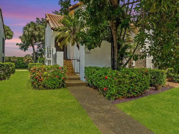 7884 Seville Place, Unit 1302, Boca Raton, FL 33433