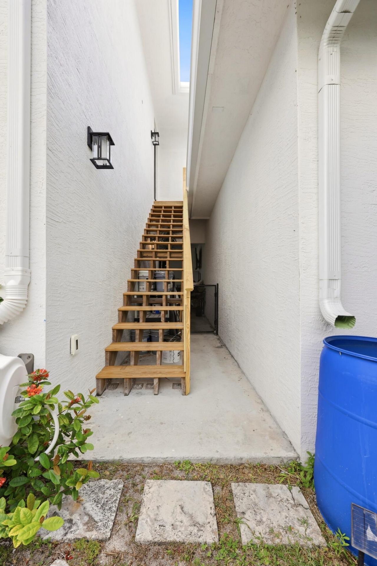 740 Winters Street, West Palm Beach, FL 33405 Photo