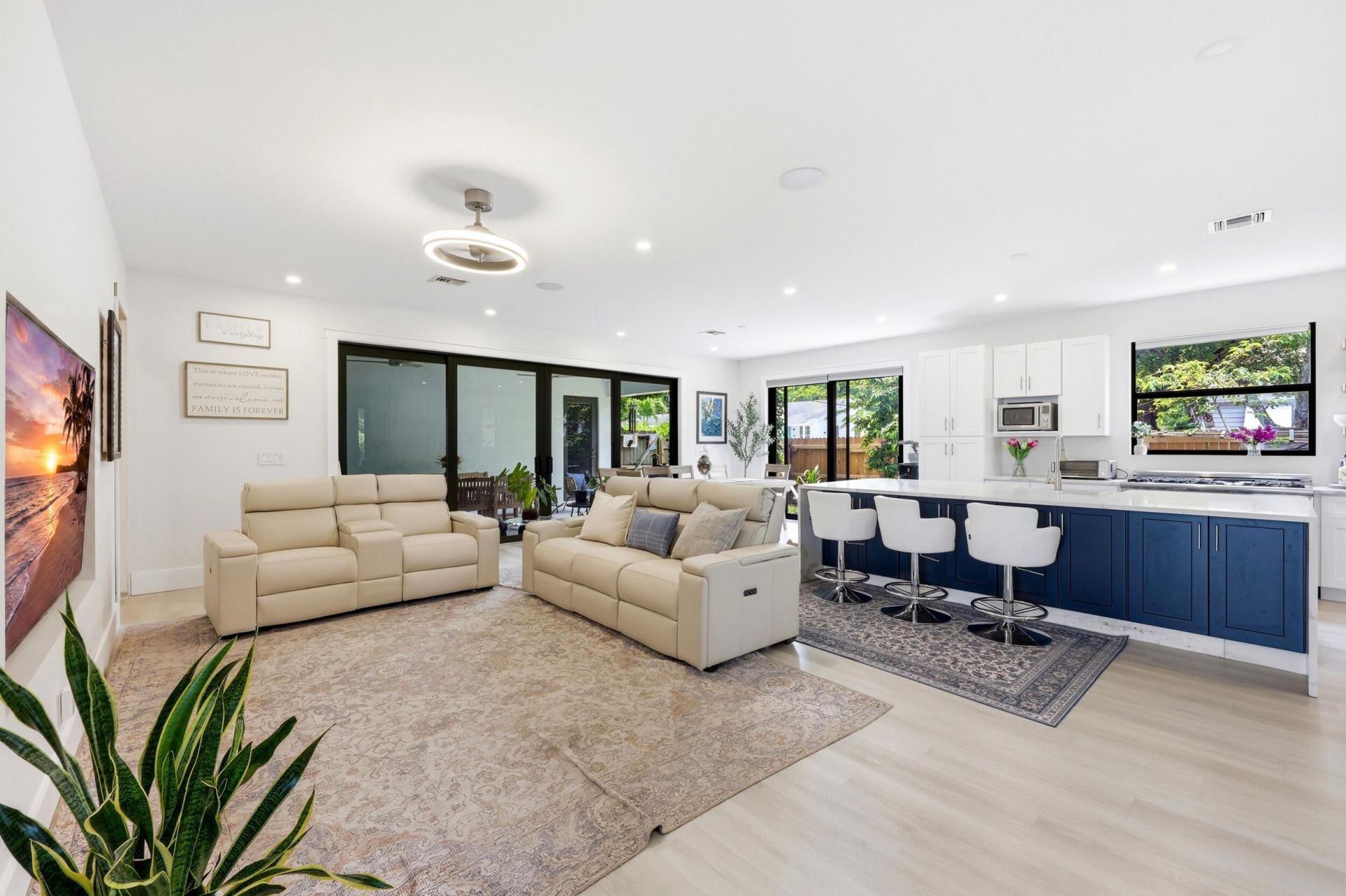 740 Winters Street, West Palm Beach, FL 33405 Photo