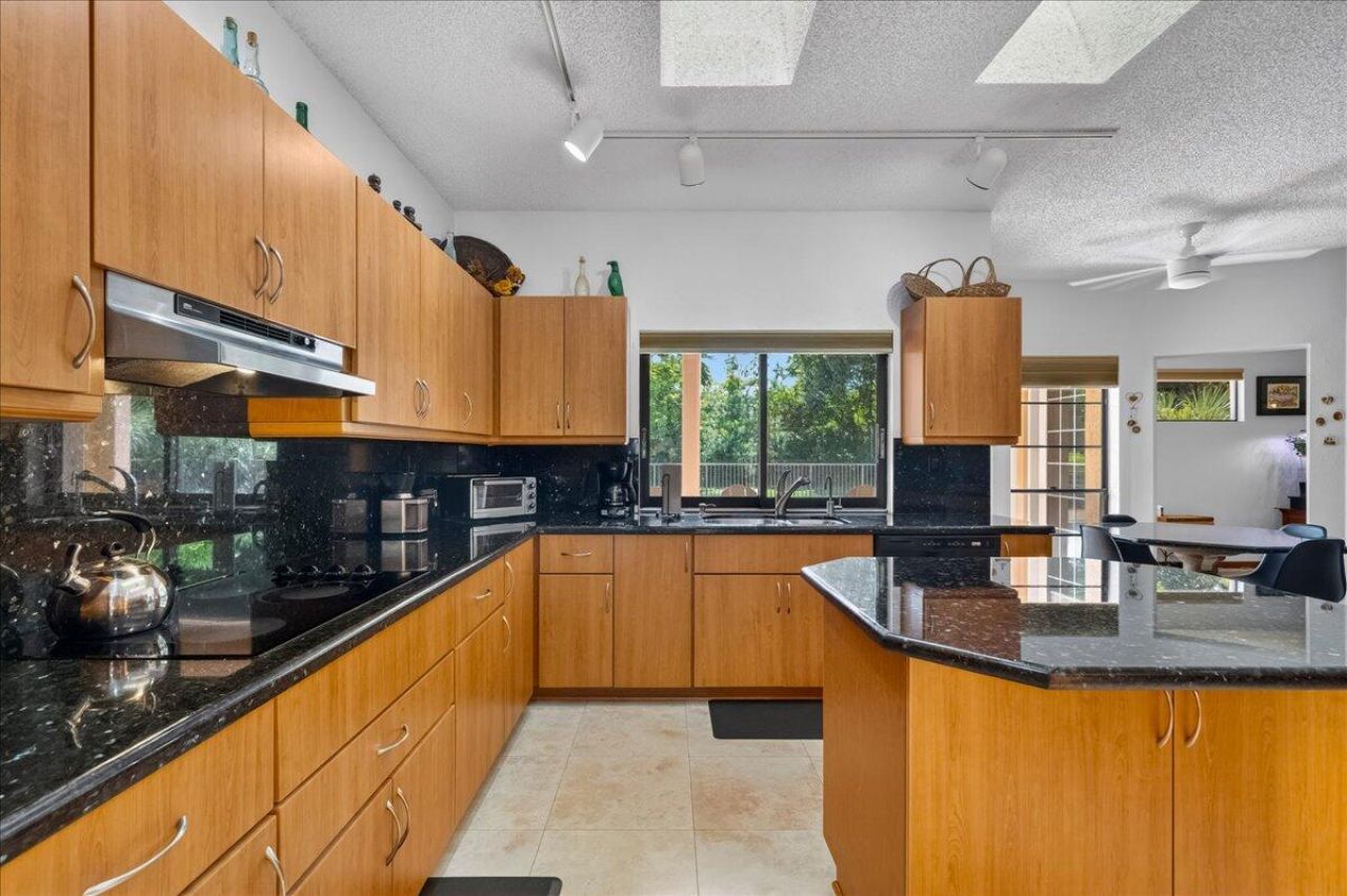 5044 NW 81st Avenue, Coral Springs, FL 33067 Photo