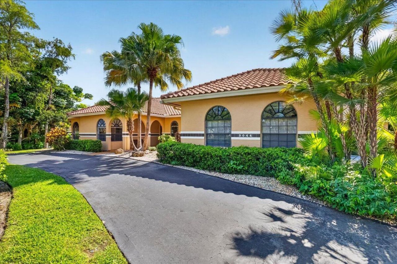 5044 NW 81st Avenue, Coral Springs, FL 33067 Photo