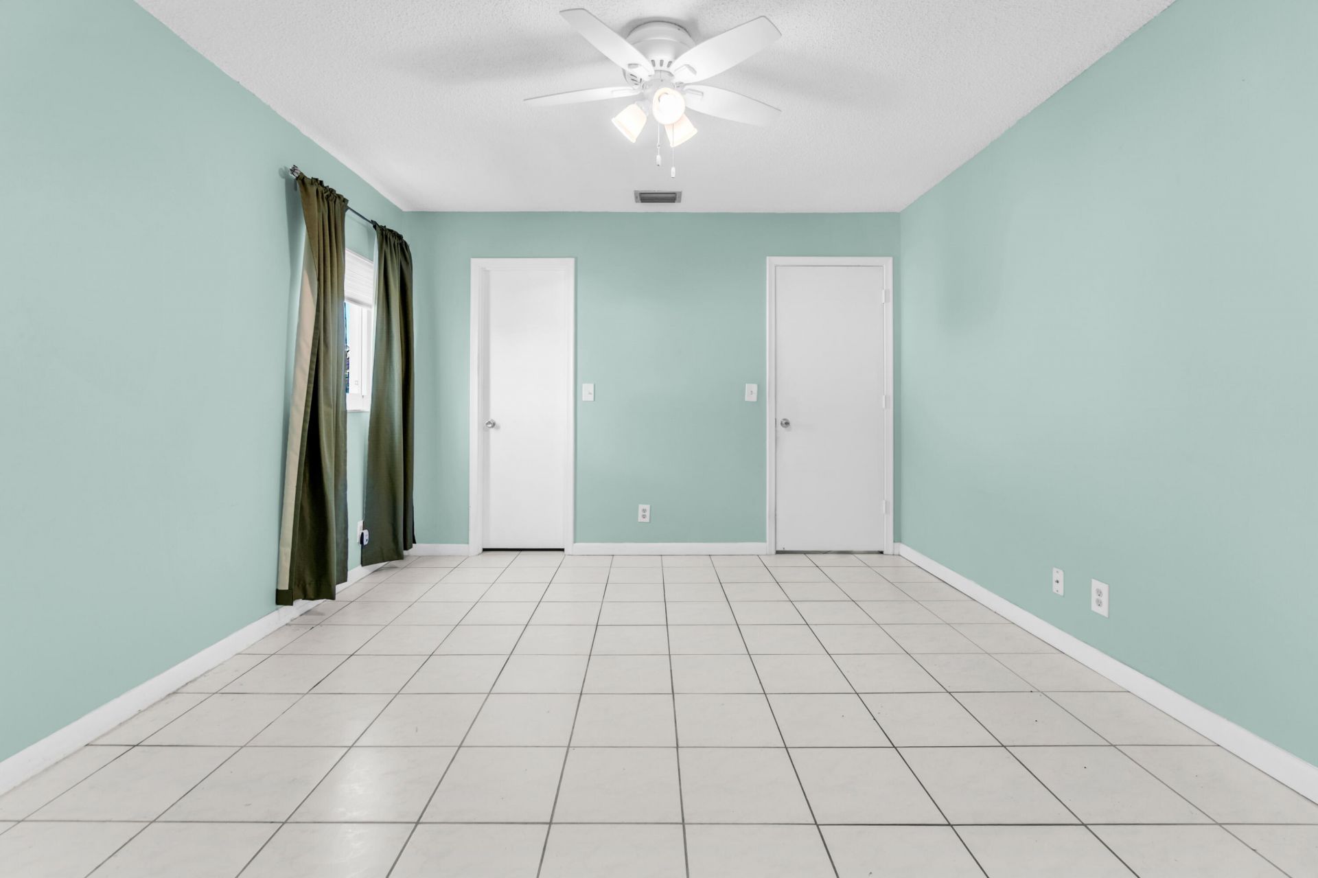 3360 NE Rossi Court Ne, West Palm Beach, FL 33417 Photo