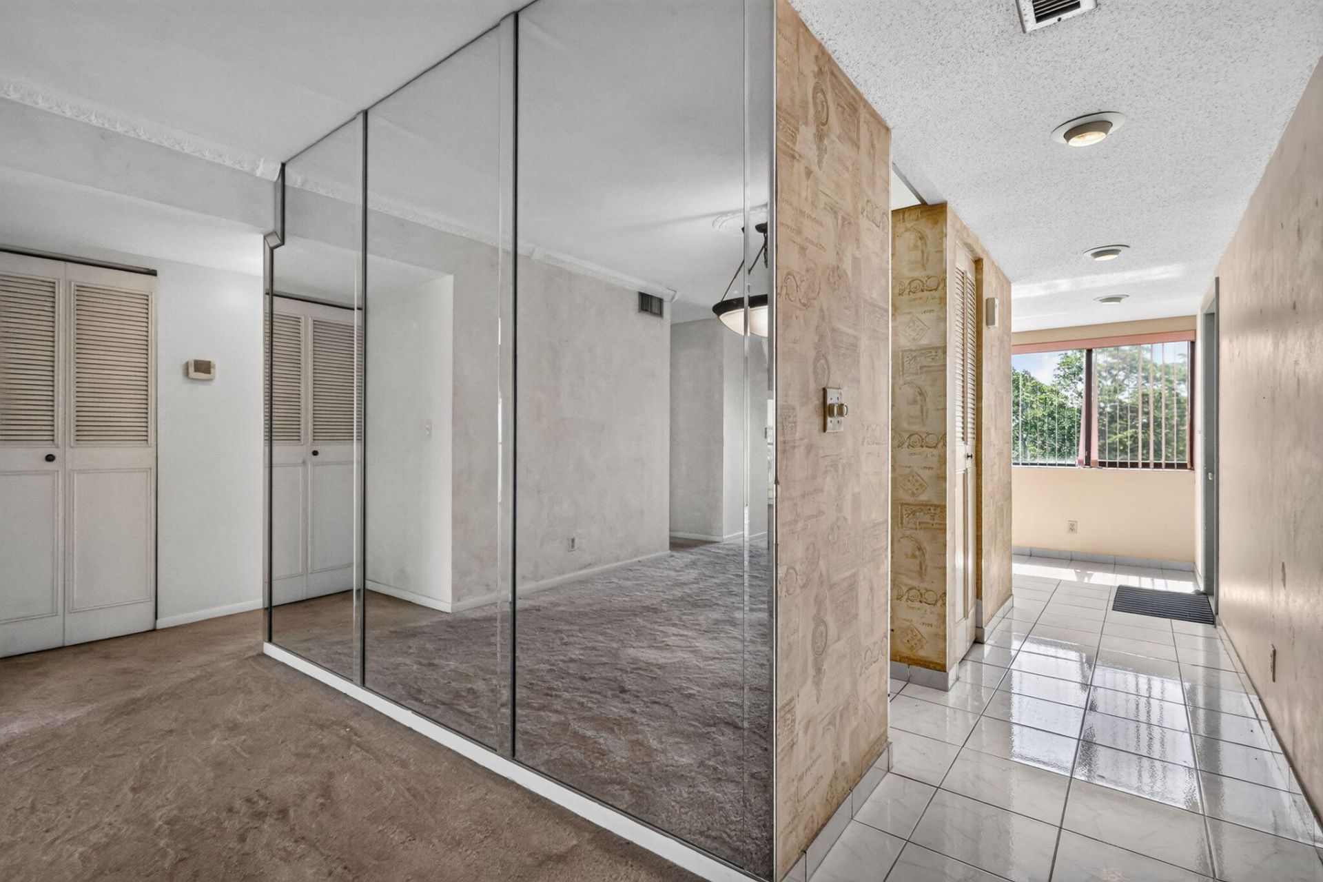 5884 Morningstar Circle, Unit 406, Delray Beach, FL 33484 Photo