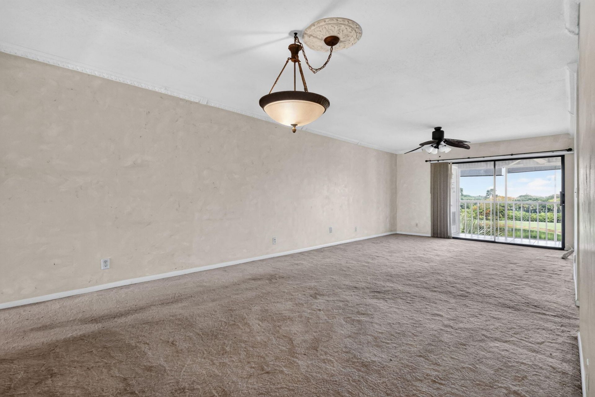 5884 Morningstar Circle, Unit 406, Delray Beach, FL 33484 Photo