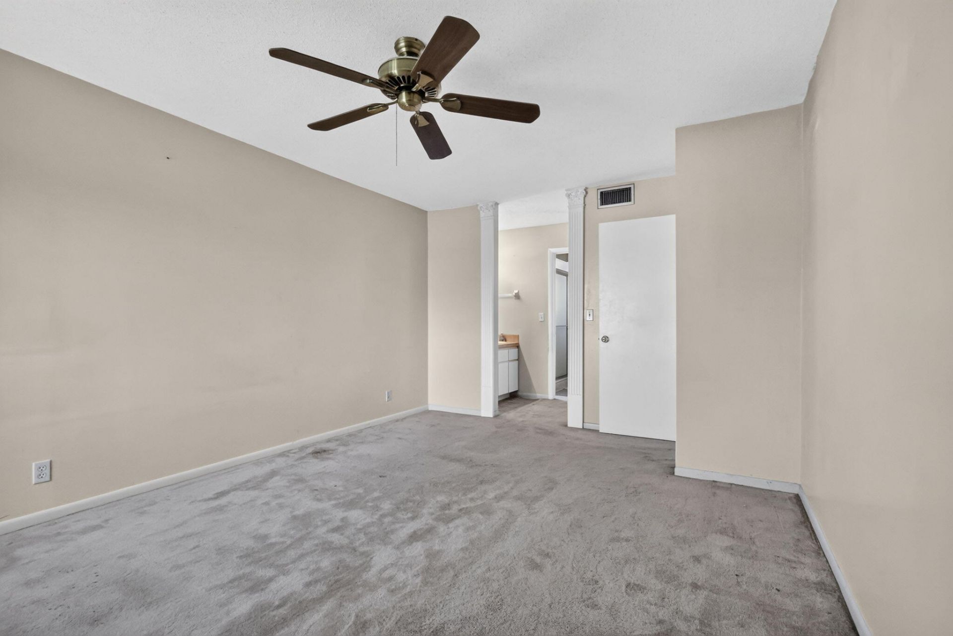 5884 Morningstar Circle, Unit 406, Delray Beach, FL 33484 Photo