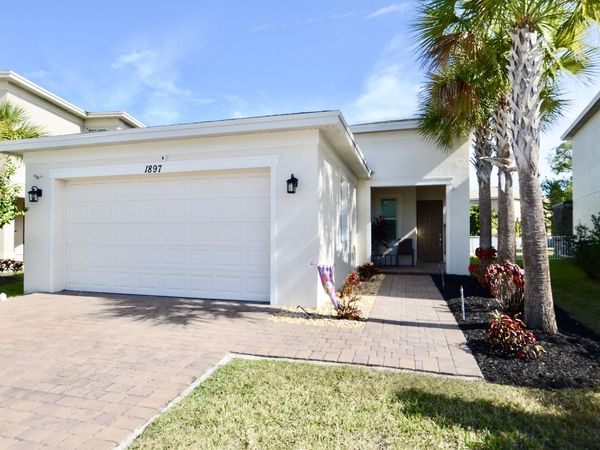 1897 NW Cataluna Circle, Port St. Lucie, FL 34986
