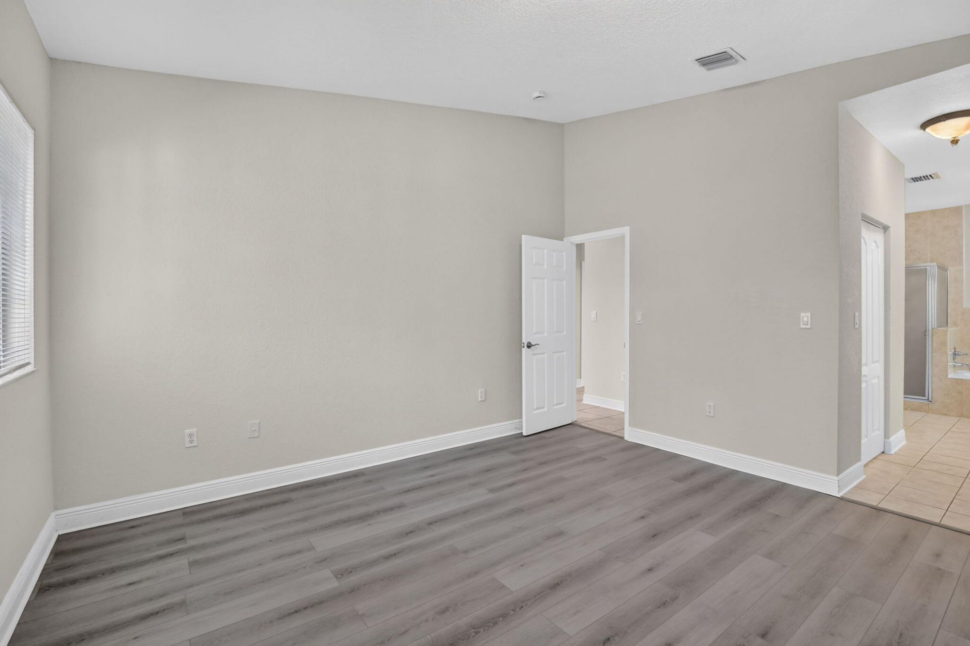 1445 SW 11th Place, Fort Lauderdale, FL 33315 Photo