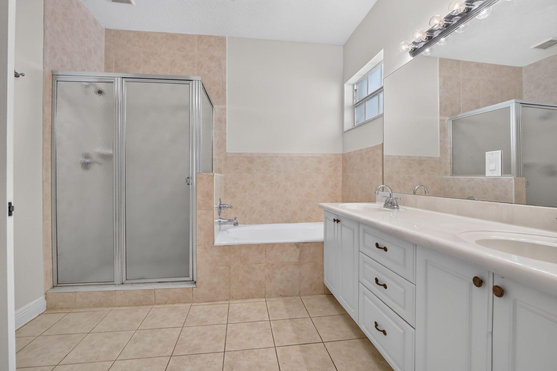 1445 SW 11th Place, Fort Lauderdale, FL 33315 Photo