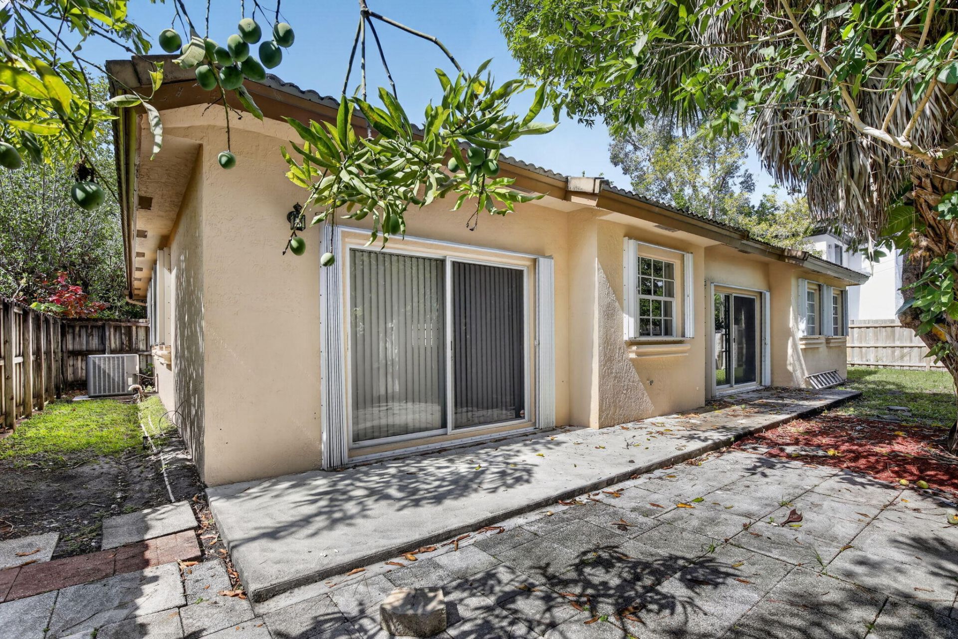 1445 SW 11th Place, Fort Lauderdale, FL 33315 Photo