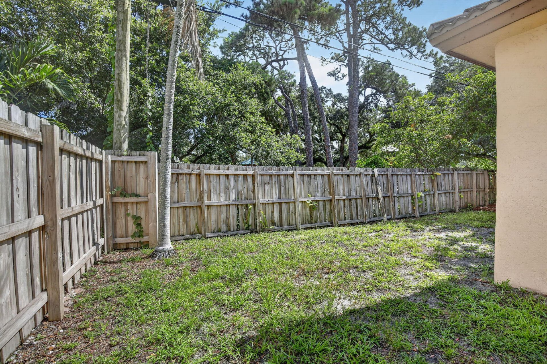 1445 SW 11th Place, Fort Lauderdale, FL 33315 Photo