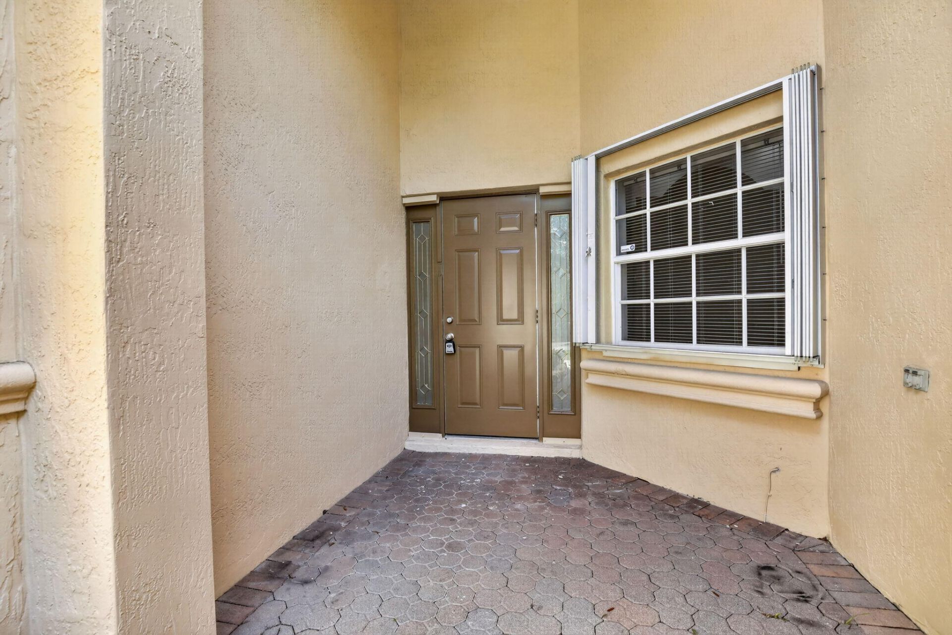1445 SW 11th Place, Fort Lauderdale, FL 33315 Photo